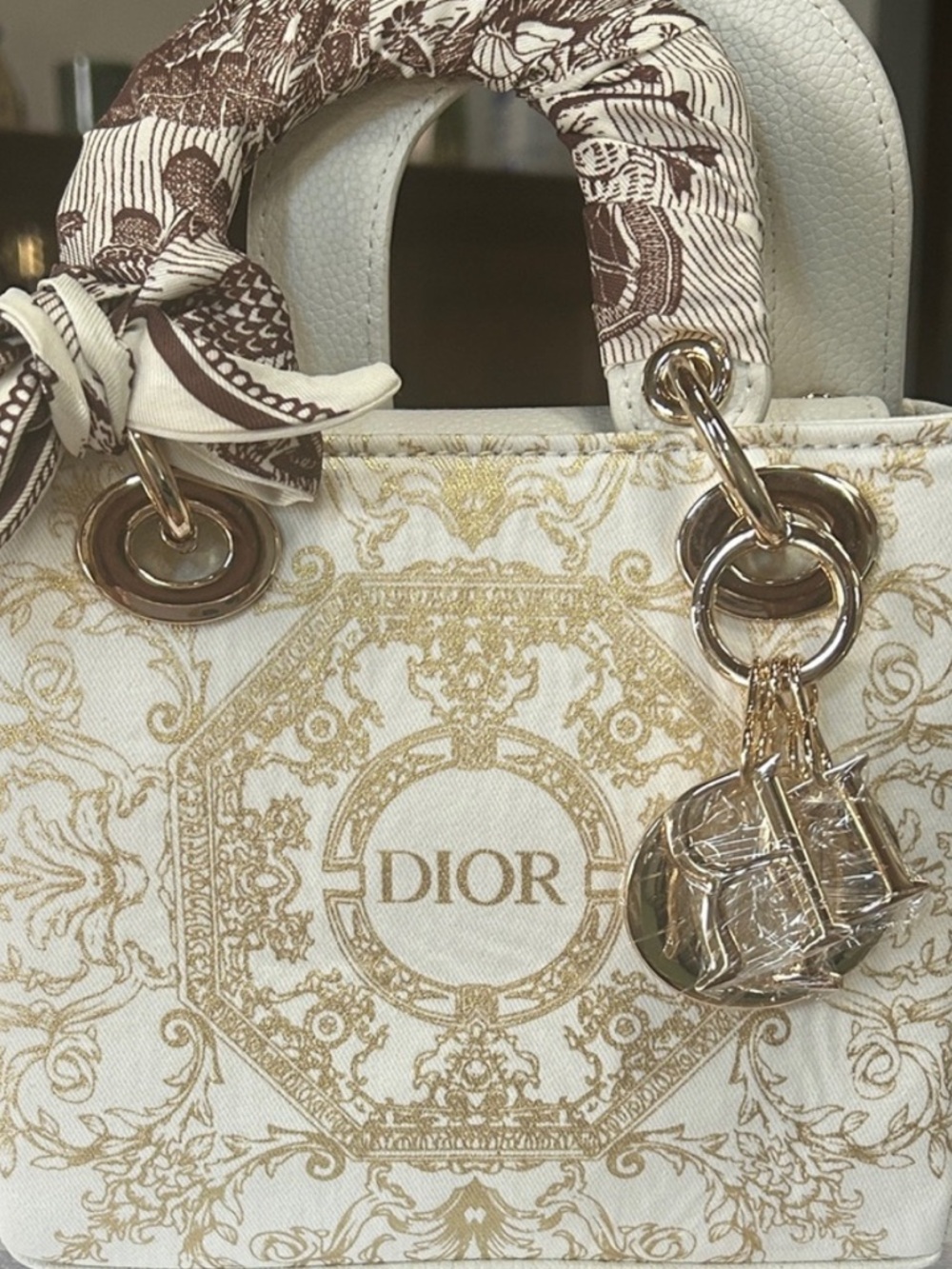 Dior Beauty Lady Dior Mini Bag, white and gold baroque print - Picture 2 of 8